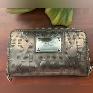 Michael Kors Metallic Grey Wristlet Wallet